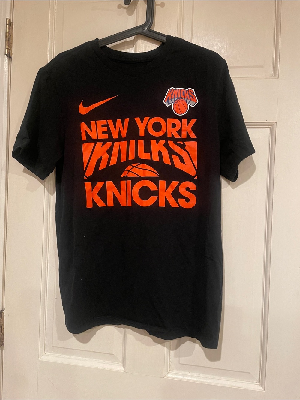 Nike Black T-Shirt with Bright Orange New York Knicks Logo